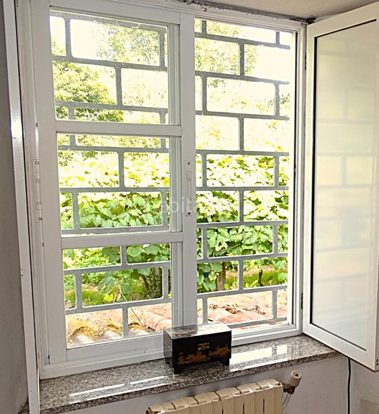 Foto e72e8e56-f4a5-4f58-bea7-fe37e264f4a7. Bauernhof mit kamin heizung parking in Piñeiros - Freixeiro Narón