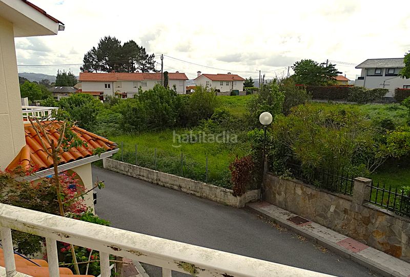 Foto 404569ce-82f6-4b70-a746-7f29966b5a1a. Casa adossada amb xemeneia aparcament a Miño