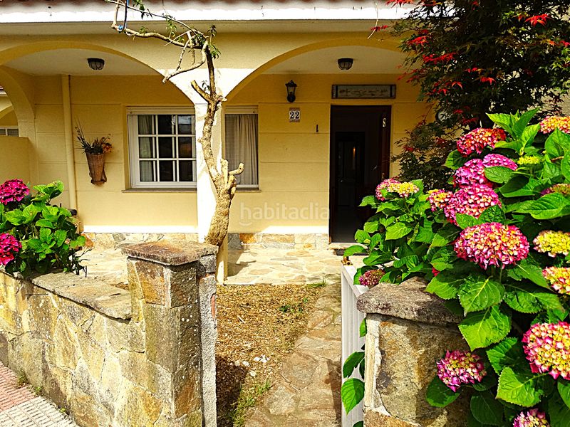 Foto c2ccd664-072c-41b0-8e11-5ff10e96a88d. Casa adossada amb xemeneia aparcament a Miño