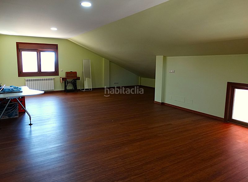 Foto 092d68c1-c9b9-44a8-b34c-ddcfe032e84a. Xalet amb calefacció a Miño