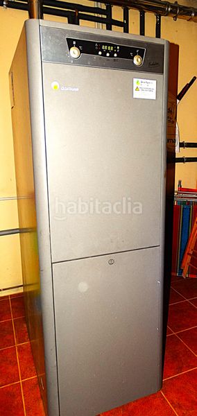 Foto f58c90ad-9af9-4da7-8121-f2fa0ab3c8dd. Xalet amb calefacció a Miño