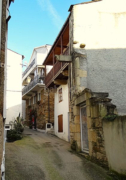 Foto e07b423b-b641-48da-b881-70574ce11c43. Pis amb calefacció a Mañón