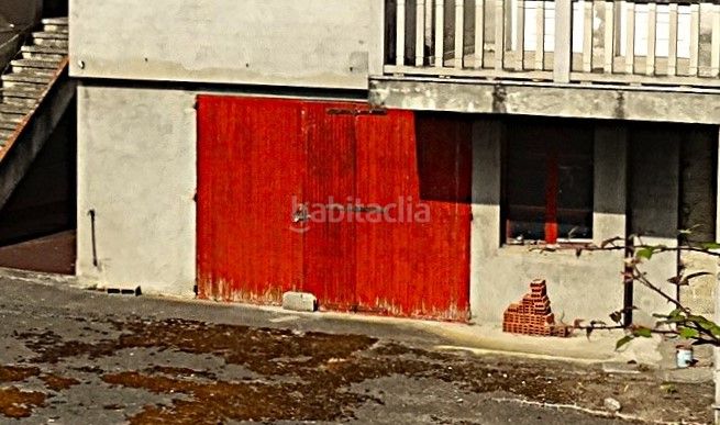 Foto 418224b2-3adb-40e1-b542-25d0850fdbda. Casa a rúa feira nova 14 a Valadouro (O)