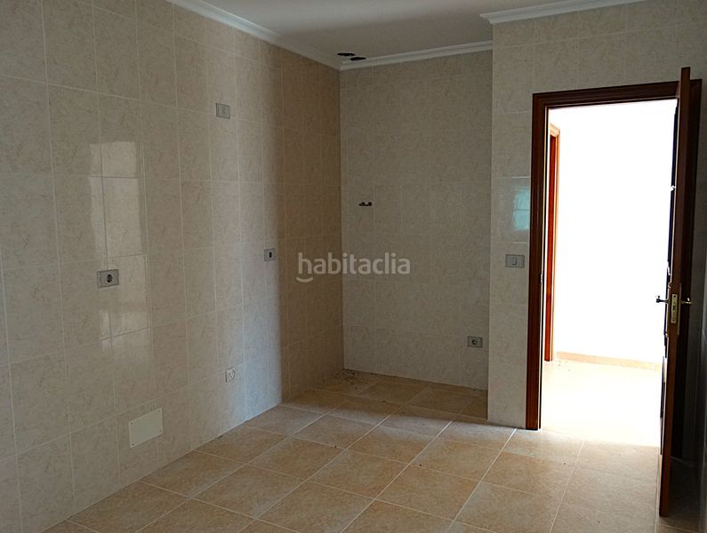 Foto 51eb5097-2d75-485c-ac6f-4d85c406e795. Casa a rúa feira nova 14 a Valadouro (O)