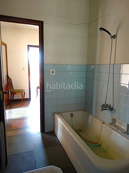 Foto 6451da6d-67bd-4a68-9be4-7bdff5099633. Casa a rúa feira nova 14 a Valadouro (O)