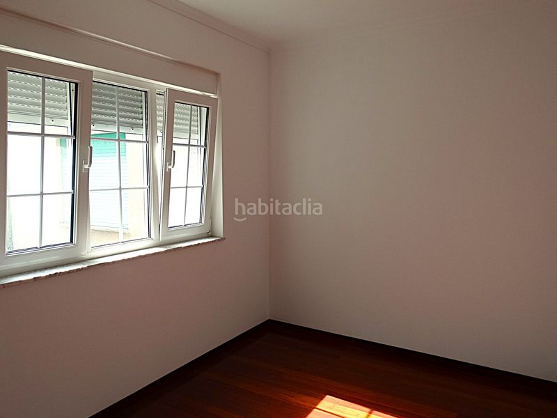 Foto 759c7437-7d34-4c82-8cd3-a4dcb47288e1. Casa a rúa feira nova 14 a Valadouro (O)