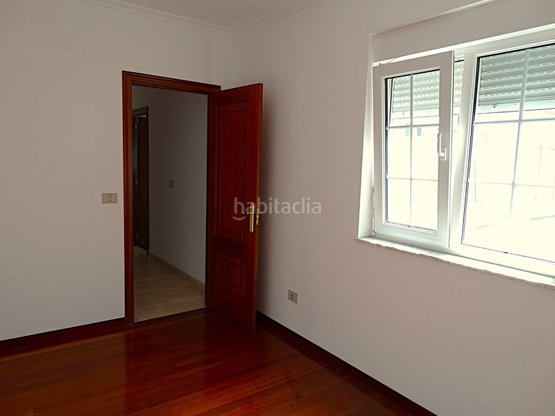 Foto e1f3f3c2-edbd-46a2-b9bf-dac7784c076a. Casa a rúa feira nova 14 a Valadouro (O)