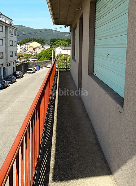 Foto e8fd4376-7edc-4544-8d2a-a100b971a33f. Casa a rúa feira nova 14 a Valadouro (O)