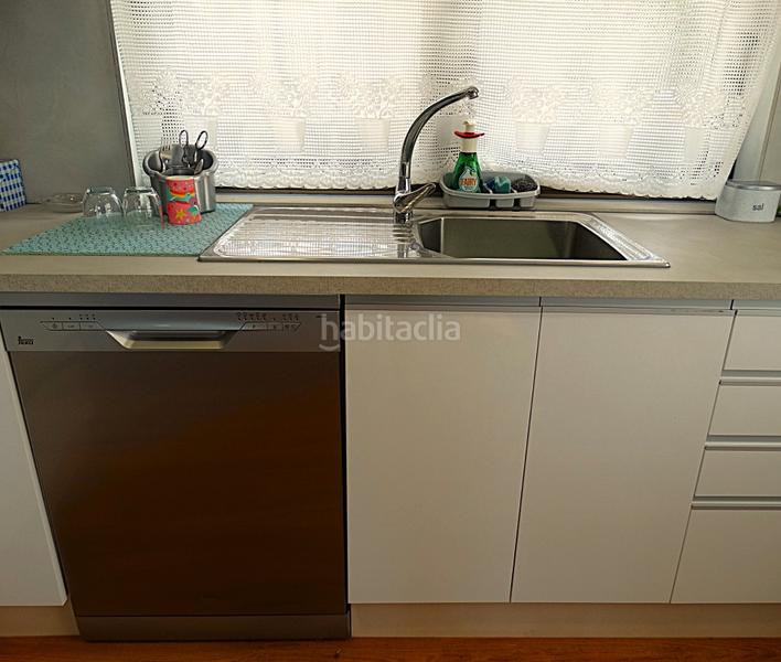 Foto a3423737-ffca-4acc-8afc-ee320d28b84c. Xalet amb calefacció aparcament piscina a Valdoviño