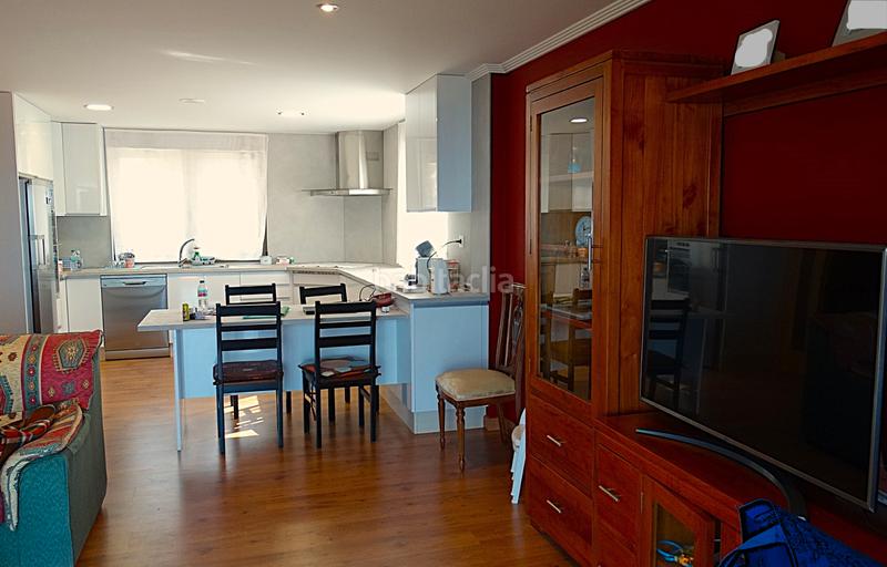 Foto ab46cb74-0cd4-497c-9d1c-f06b7561218c. Xalet amb calefacció aparcament piscina a Valdoviño