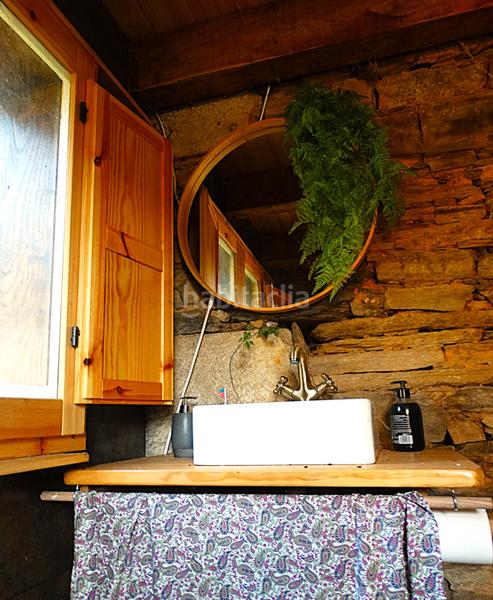 Foto 21538872-92d6-45ee-803b-63fa1db2766a. Masía conjunto de edificaciones tradicionales para rehabilitar en el interior de lugo en Vilalba