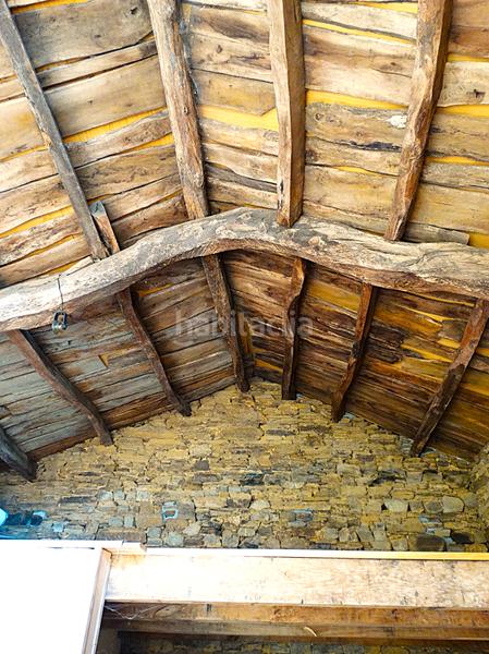 Foto 3c02ae7f-498a-43c6-a8df-daa314136250. Masía conjunto de edificaciones tradicionales para rehabilitar en el interior de lugo en Vilalba