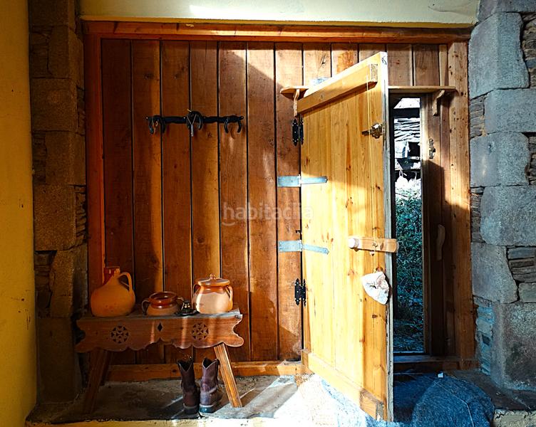 Foto 5c404b2d-da95-4d0b-adbf-8d130ef52eff. Masía conjunto de edificaciones tradicionales para rehabilitar en el interior de lugo en Vilalba