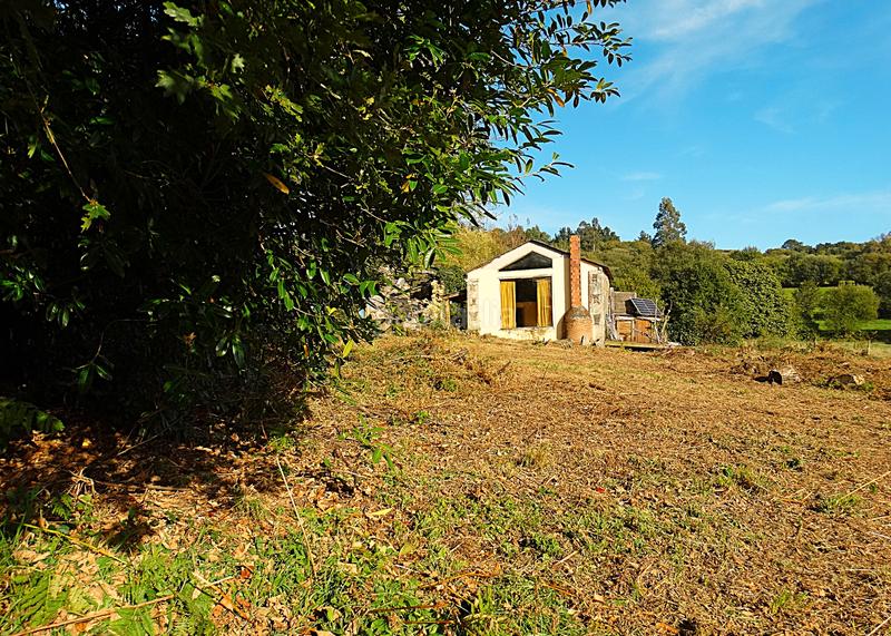 Foto 5cebc41c-76b7-4e11-ba5f-47de3d566f99. Masía conjunto de edificaciones tradicionales para rehabilitar en el interior de lugo en Vilalba