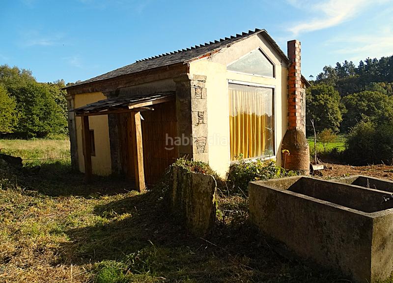 Foto e78fb70b-05c7-4d48-8e2b-acdc2d27379b. Masía conjunto de edificaciones tradicionales para rehabilitar en el interior de lugo en Vilalba