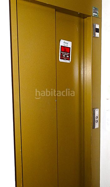 Foto bc0326be-58da-490c-8453-828076cd38d9. Pis amb piscina a Ares