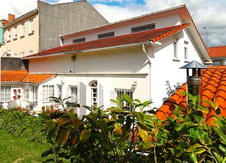 Casa a Piñeiros - Freixeiro. Excelente oportunidad, casa en la carretera de castilla con ampl