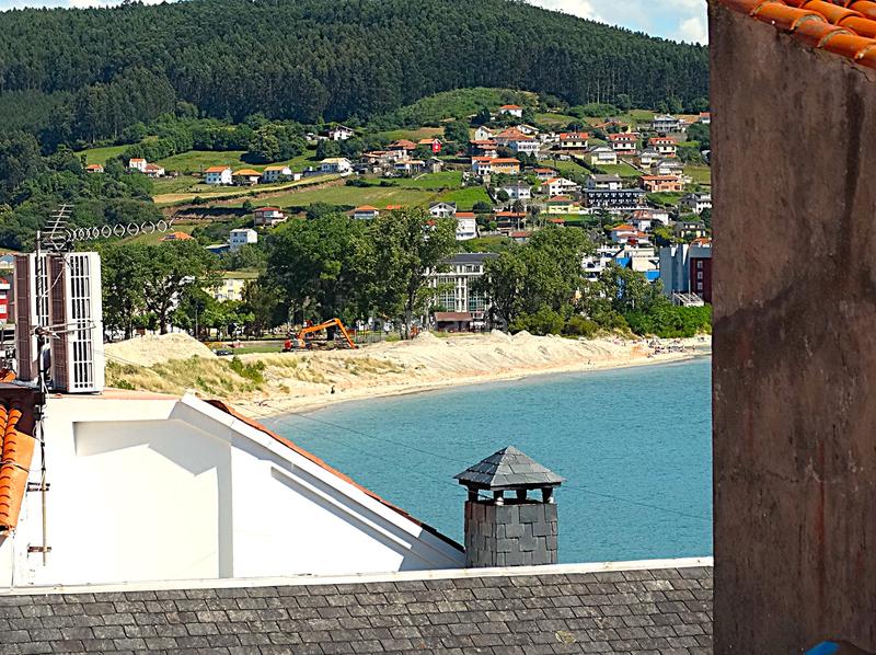 Foto 3e239b85-312e-4793-8a60-ca085529bd4d. Dúplex venta conjunta de dos preciosos pisos en el casco antiguo (a coruña) en Cedeira