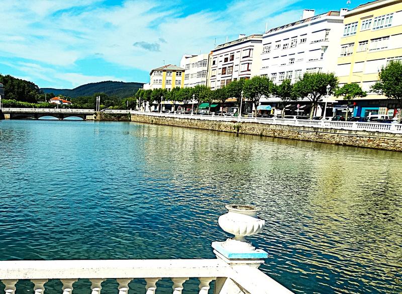 Foto 598dffdc-05a3-4231-9b2f-b7c413b833e7. Dúplex venta conjunta de dos preciosos pisos en el casco antiguo (a coruña) en Cedeira