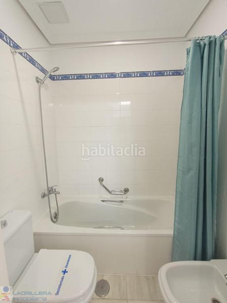 Foto 8800c8e0-4658-4569-93bb-5f744e208f83. Casa con piscina in León Herrero - Bahía sur San Fernando