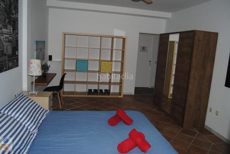 Foto a6818278-d93d-4f00-9f7a-79c04e9109c9. Chalet with heating pool in Núcleo urbano Chiclana de la Frontera