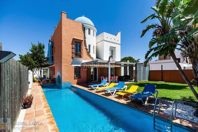 Foto e796414e-cf1d-4213-a886-8c047453e1ae. Chalet with heating pool in Núcleo urbano Chiclana de la Frontera