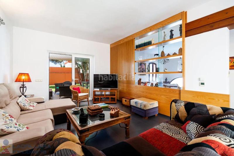 Foto ec803c8f-87bb-4554-978e-eb5f4389b833. Chalet with heating pool in Núcleo urbano Chiclana de la Frontera