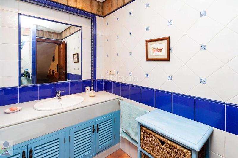 Foto f83c1199-4581-4ef3-9e0d-e79c8032f604. Chalet with heating pool in Núcleo urbano Chiclana de la Frontera