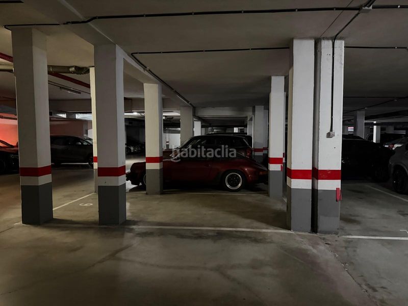 Foto e5f86d14-f1f9-423a-8b76-74d497f1a4a8. Car parking in Etxebarri, Anteiglesia de San Esteban