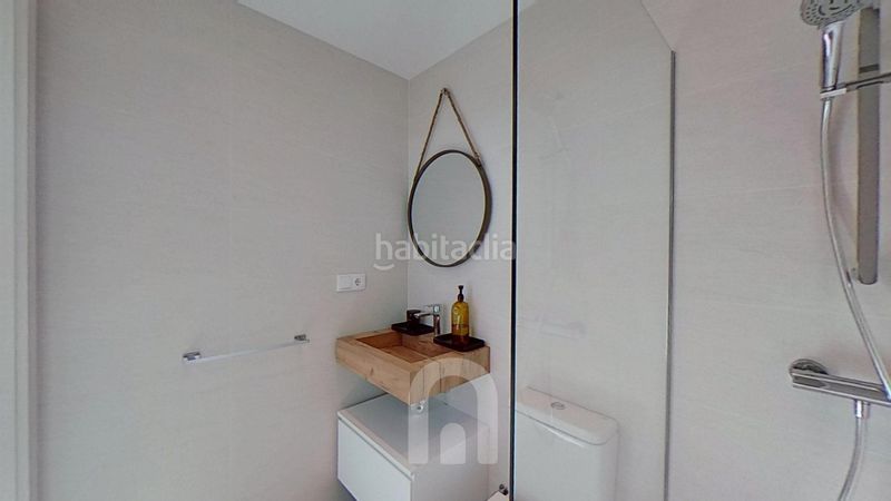 Foto 0862d643-0838-4bca-bf34-3c81768ec1b9. Xalet amb aparcament a Granada (La)