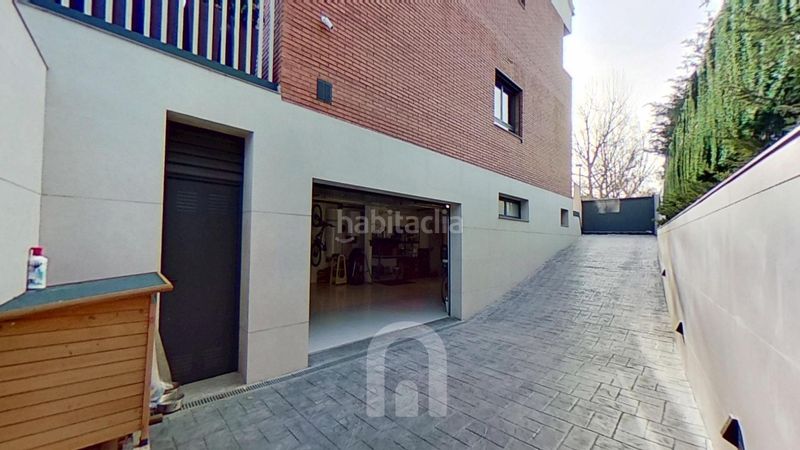 Foto 1821441a-2056-4fe8-9a4a-983da959d5f9. Xalet amb aparcament a Granada (La)