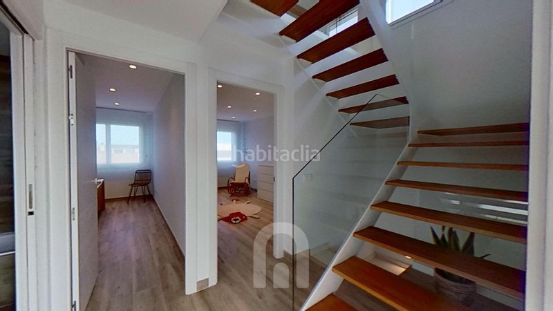 Foto c506c3f5-7668-4cab-aeb7-1036b1989c83. Xalet amb aparcament a Granada (La)