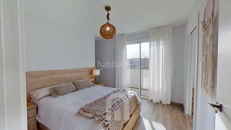 Foto d491a7b8-4df6-48d2-8e92-7cb7641d1001. Xalet amb aparcament a Granada (La)