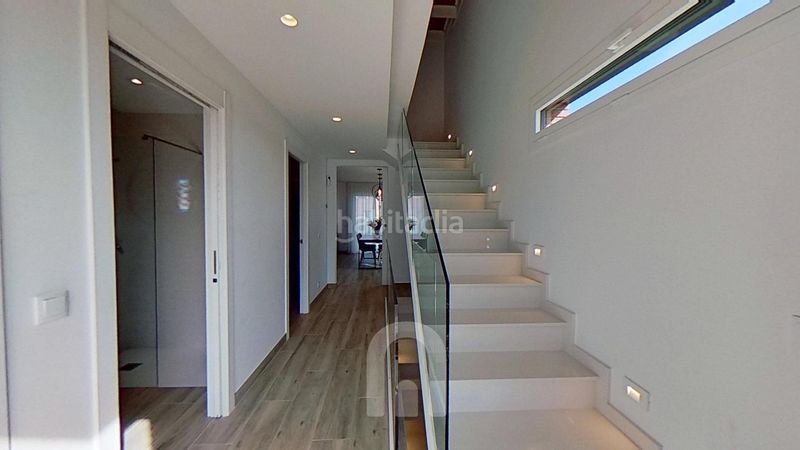 Foto dd1901e6-1c77-489e-9ef6-261a1b2797c6. Xalet amb aparcament a Granada (La)