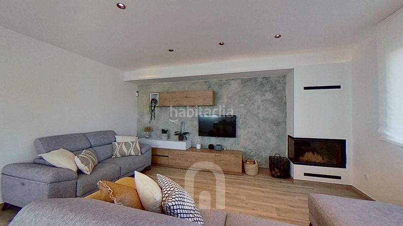 Foto dea3e86c-b942-41f3-9f06-1187a213c5ab. Xalet amb aparcament a Granada (La)