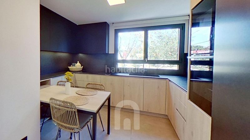 Foto e3b09010-fcc3-4c88-be6a-ba35c5340475. Xalet amb aparcament a Granada (La)