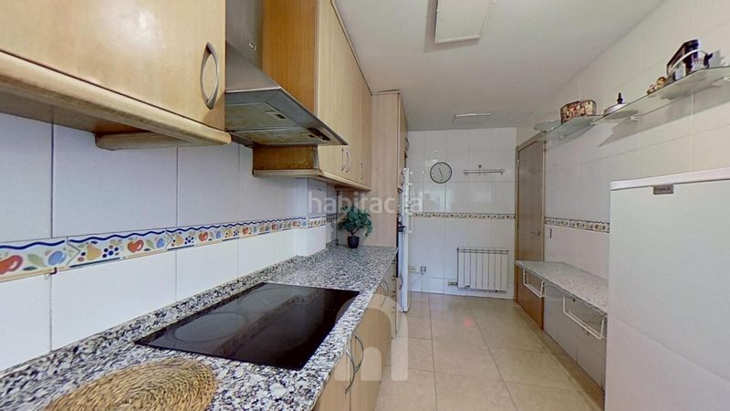 Foto 20692672-2184-4e38-b1bd-20423b8804c1. Casa adossada amb calefacció aparcament a Ponent Reus