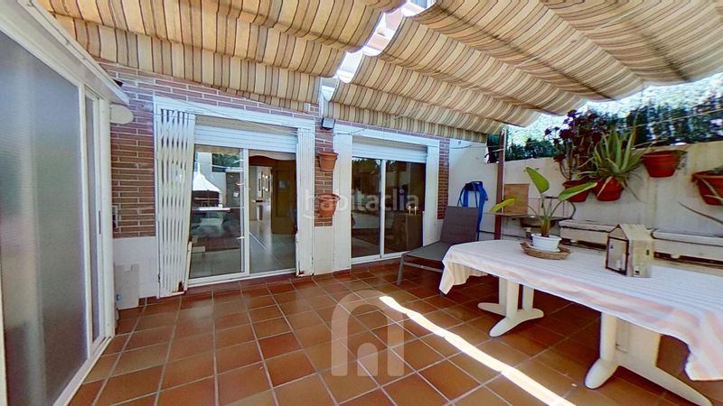 Foto 3536624a-6b1c-427c-bd99-0f19ad9e7c9d. Casa adossada amb calefacció aparcament a Ponent Reus