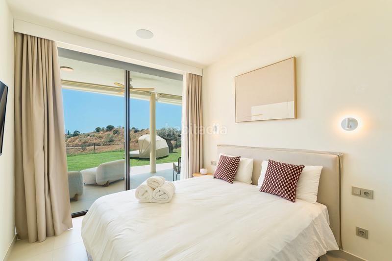 Foto 3c630c65-c443-449e-9b81-b27806fe897d. Alquiler apartamento alquiler de larga temporada : terraza, mar y bienestar en Fuengirola