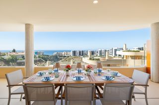 Affitto Appartamento in Avenida 8 de marzo 32. Higuerón rental - piso en alquiler en avenida 8 de marzo 8, fuen