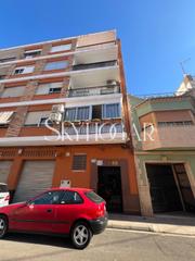Pis a Albuixarres. Oportunidad vivienda céntrica de 4 dormitorios y amueblada en al