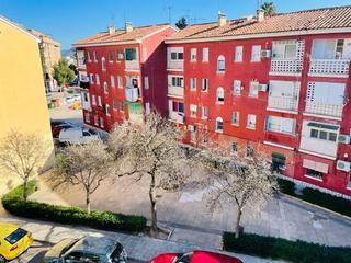 Appartement à Xàtiva. Piso semi amueblado a la venta en xàtiva  inmueble alquilado