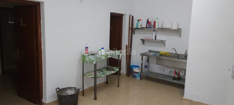 Foto 92fb9f4c-eae0-45b2-9902-cc46a3d1b0c7. Fabrikhalle in Algemesí