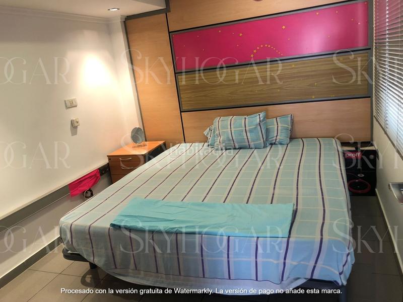 Foto 4d22bf91-f874-4846-995b-7d3f376d4749. Edificio casa en Guadassuar