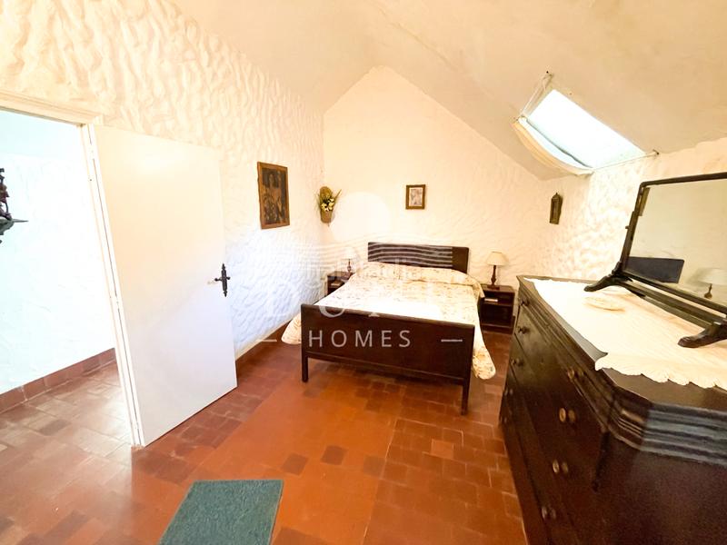 Foto 89e990ba-c010-4a61-946b-a3a462f6a778. Casale con camino parcheggio piscina in La Granja - La Colina - Los Pastores Algeciras