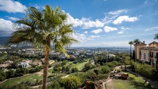 Appartement  Avenida tomás pascual 41. Magnifico apartamento -vistas al mar en la quinta golf-marbella