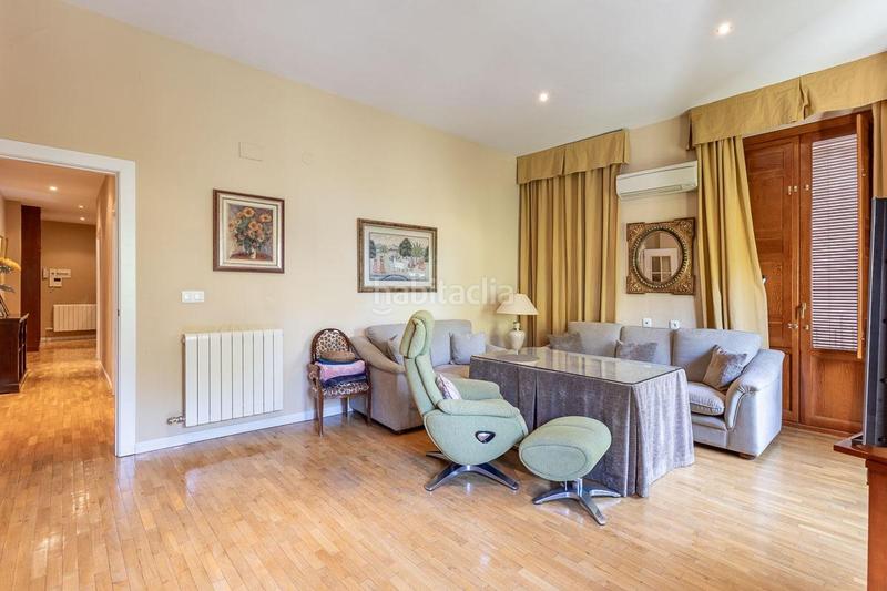 Foto 30ba3c2c-5f77-47d6-9f82-518e76b98cb0. Pis a Centro - Sagrario Granada