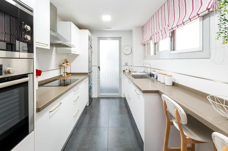 Foto 7a729a74-f3a5-490e-a9e3-d4d8eeb4848f. Etagenwohnung mit parking in Campus de la Salud Armilla