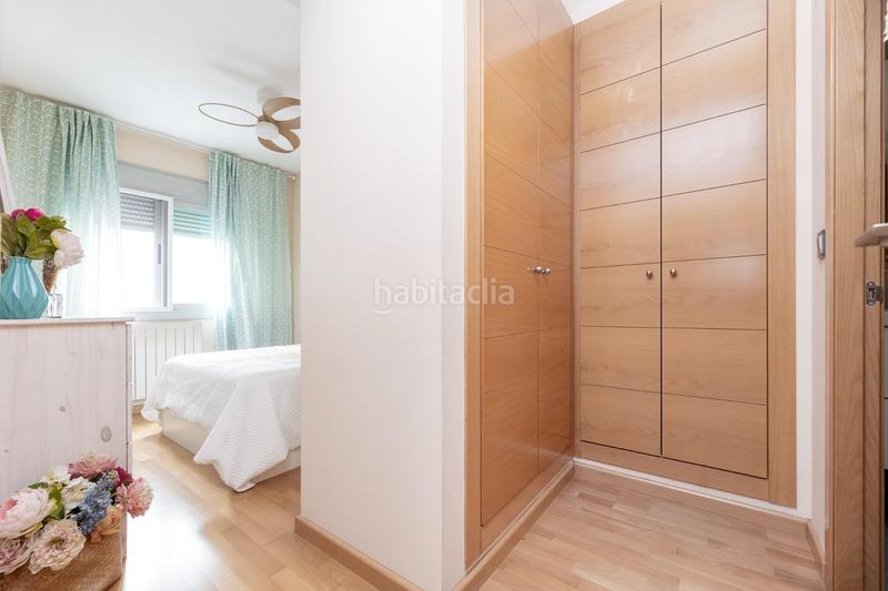 Foto ab1bea24-62ef-4d07-9b0c-54388baac6de. Etagenwohnung mit parking in Campus de la Salud Armilla