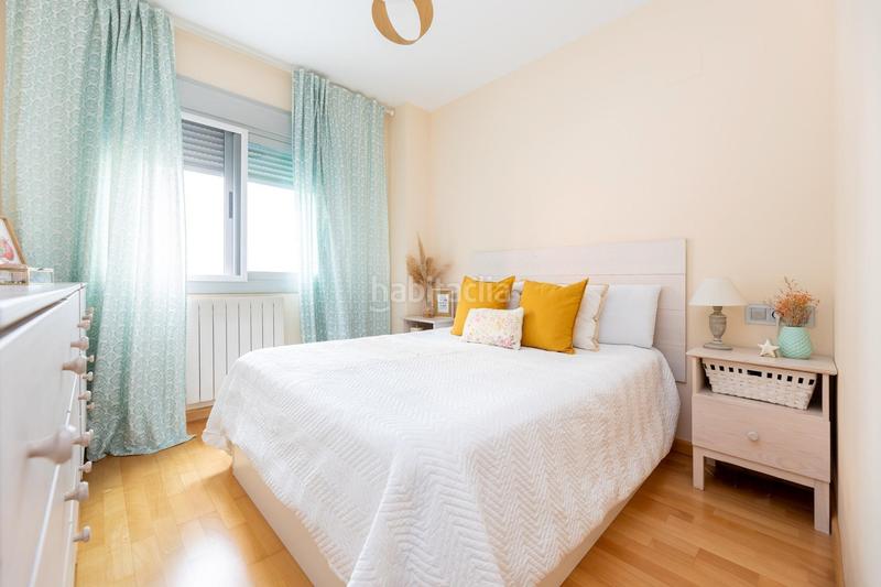 Foto b7df9dad-d5cf-454a-9116-d2e4635a8ed5. Etagenwohnung mit parking in Campus de la Salud Armilla